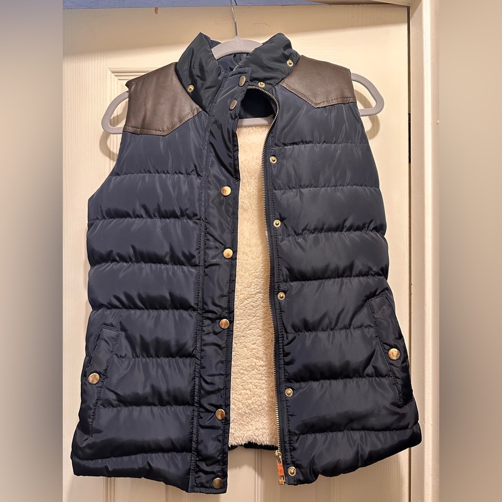 Size small quilted vest